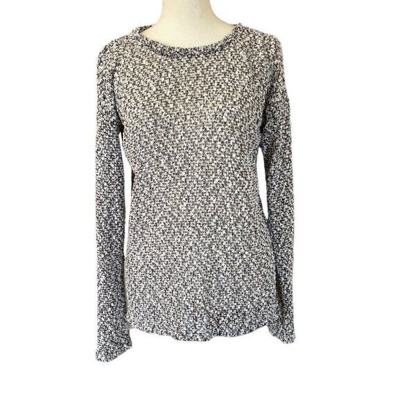 Aeropostale women's black and white long sleeve soft sweater size medium stretch - Picture 1 of 9